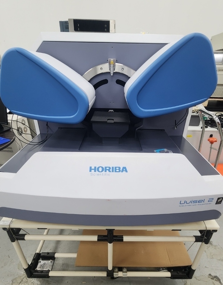 Horiba UVISEL 2